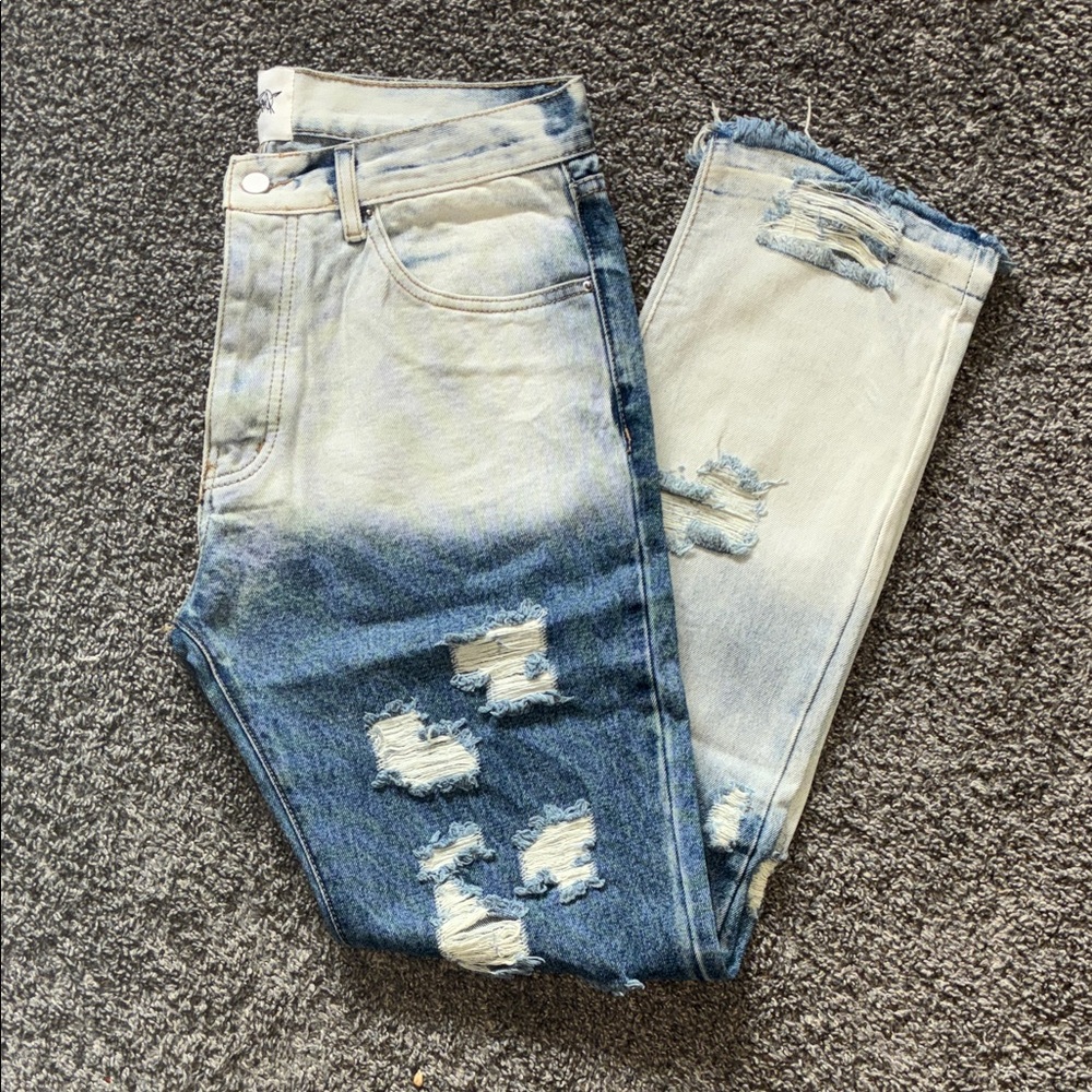 MNML Distressed Two-Tone Ombre Jeans